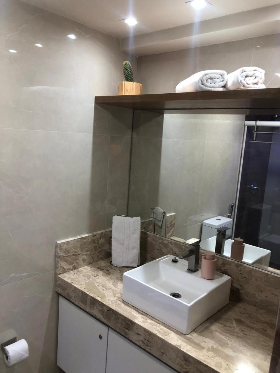 Apartmán Oito Zero Um - Flat Sol Victoria Marina Salvador Exteriér fotografie